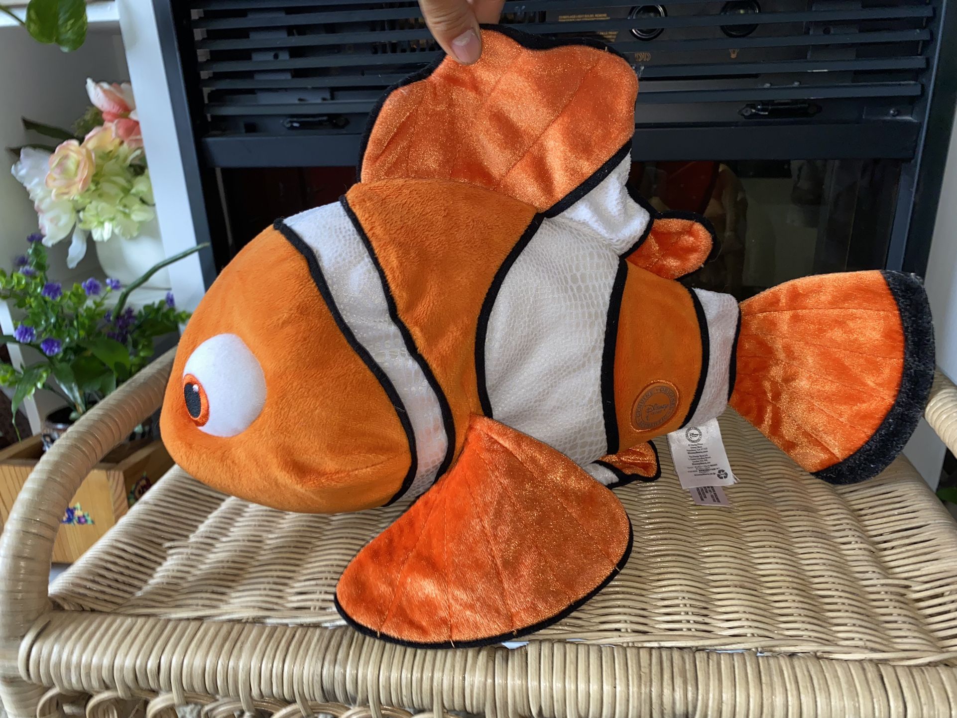 $10 Disney Store Finding Nemo Plush 18" Original Authentic Nemo Stuffed Animal Toy