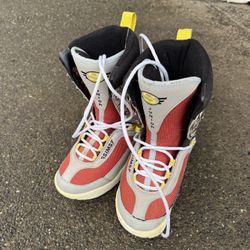 Sorrel Jr Snow Boots Red And White Laced Up