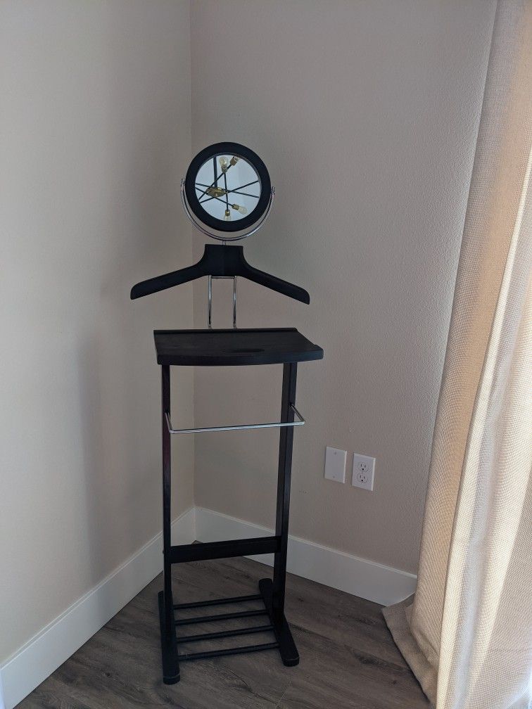 Solid Wood Coat Hanger With Shelf And A Mirror 