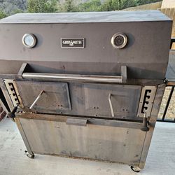 GrillSmart Charcoal Grill- Need gone and Pickup Only