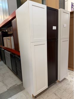 Kitchen pantry