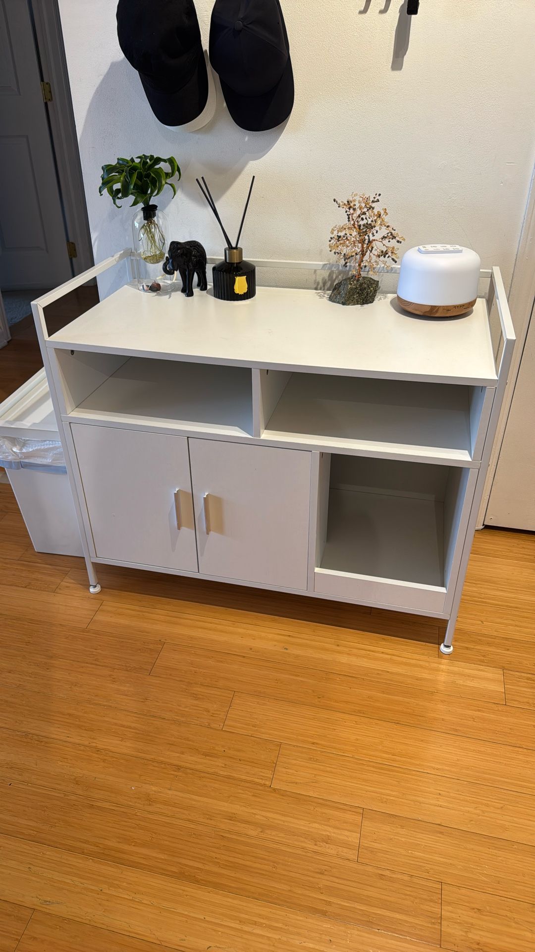 Litter Box Enclosure Cabinet
