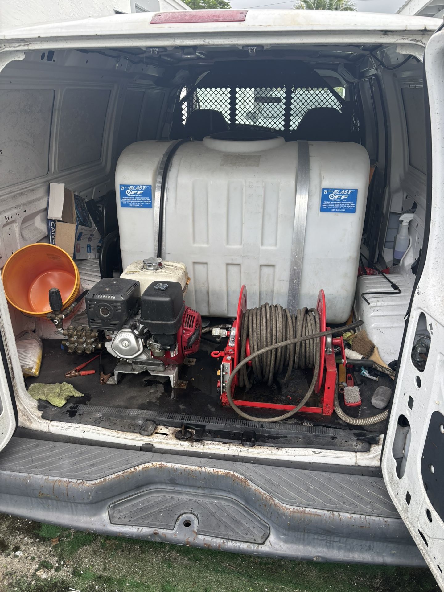 Pressure Washer, Water Tank 