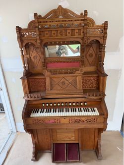 Antique Newman Brother Reed (Foot Pump) Organ - Free to a good home!