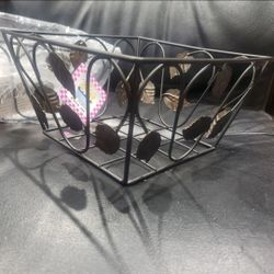 Chef classic wirew are decorative basket 2pc brand new