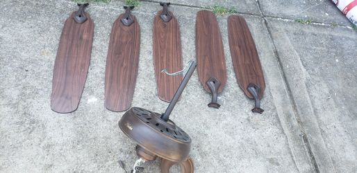 Huge HUNTER 70 " Ceiling Fan With Light Kit