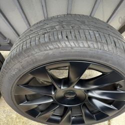 20” Tesla Model Y Original Wheels And Tires