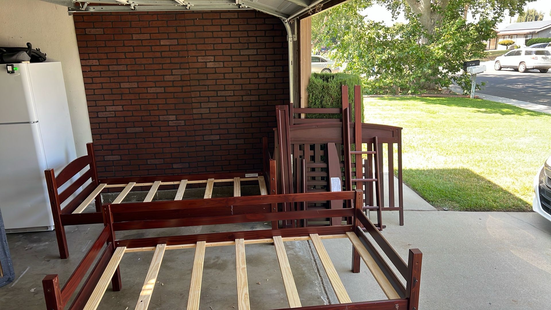 Twin Bunk Beds