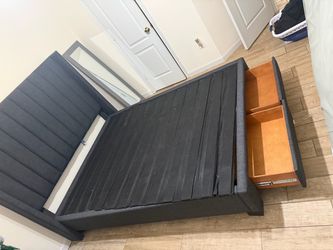 Queen bed