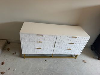 White 6-Drawer Dresser with Gold Hardware