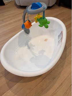 Baby bathtub