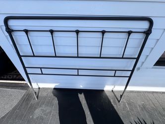 Metal headboard, footboard and frame