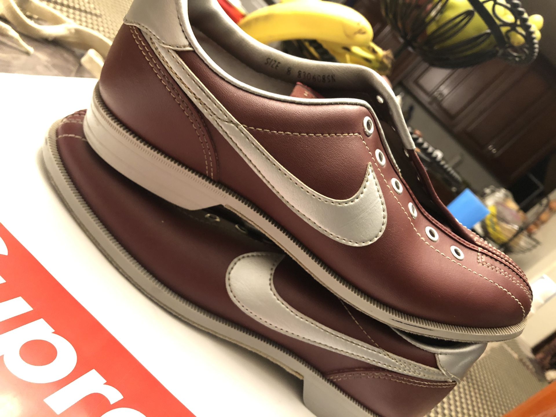 Vintage Nike Bowling Shoes Women’s (Size8) for Sale in Anaheim, CA OfferUp