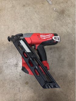 Milwaukee 18V 15 Guage  Finish Nailer