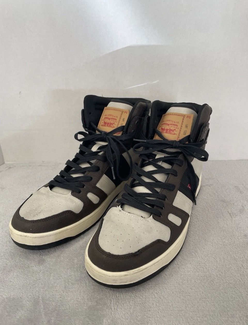 Levi Men’s 520 Size 12 Basketball Sneaker, Brown And Bone Preowned