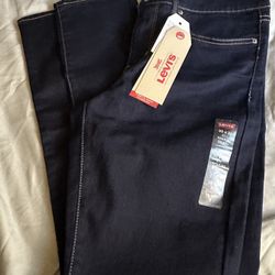 New Women’s Levi’s Jeans 30 X 32