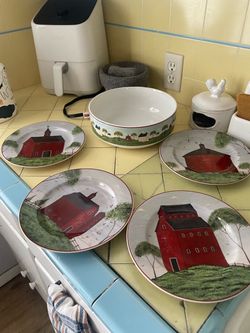Farmhouse Barn Scene Plates and Serving Bowl Set