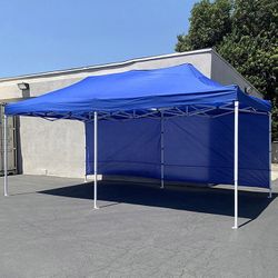 (Brand New) $220 Heavy-Duty EZ Popup Canopy 10x20’ with (2 Sidewalls) Outdoor Gazebo, Carry Bag