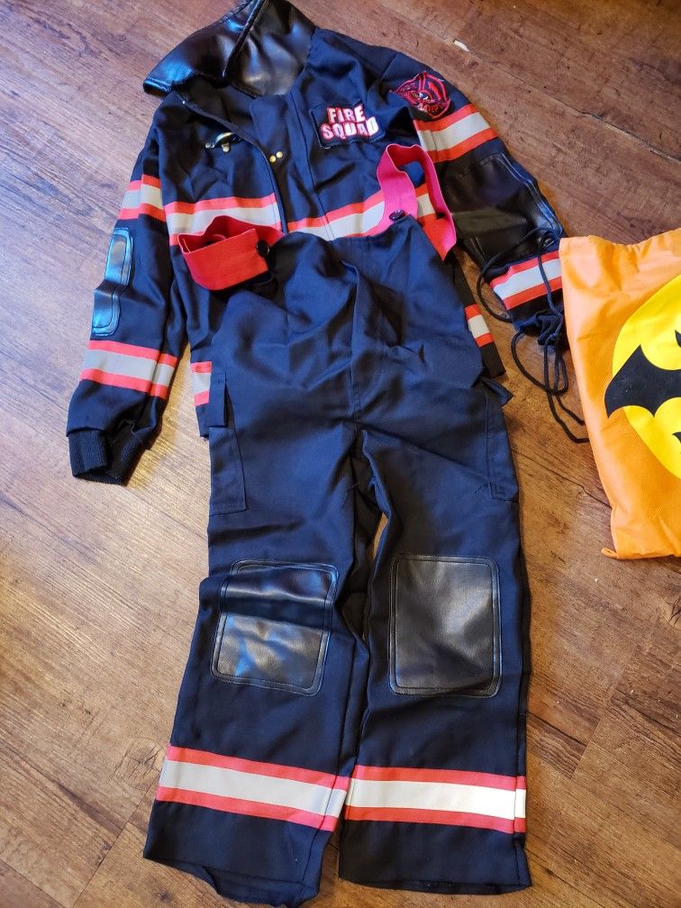 Halloween Costume Fire Fighter 