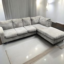 Gray Sectional With Chaise
