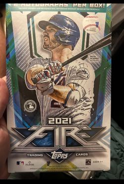 2021 Topps Fire Hobby Box (2 Autos Per Box)