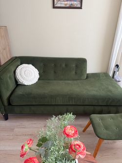 Green Velvet Tufted Chaise Lounge