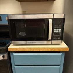 Kitchen Appliance - Microwave