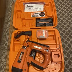 Paslode Finish Nailer 