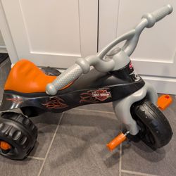 Fisher-Price Harley Davidson Pedal Tricycle Bike Ride-on Toy W1778