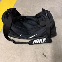 Nike Sports Duffel Bag – Gym / Travel / Training