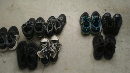 Boys shoes