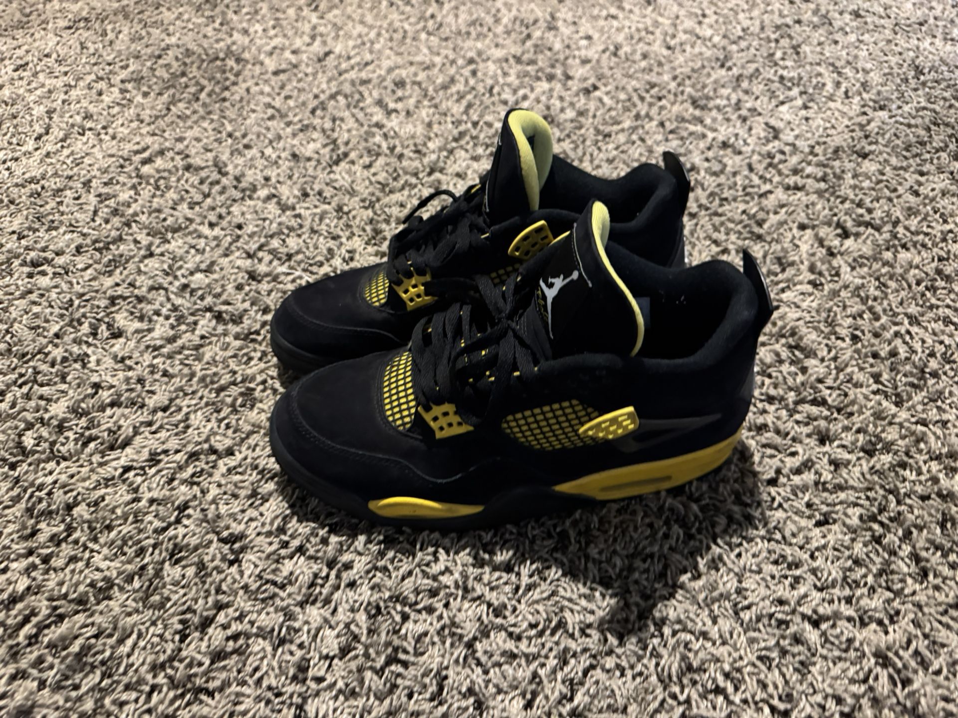 thunder Jordan 4s