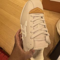 Lv Sneakers 