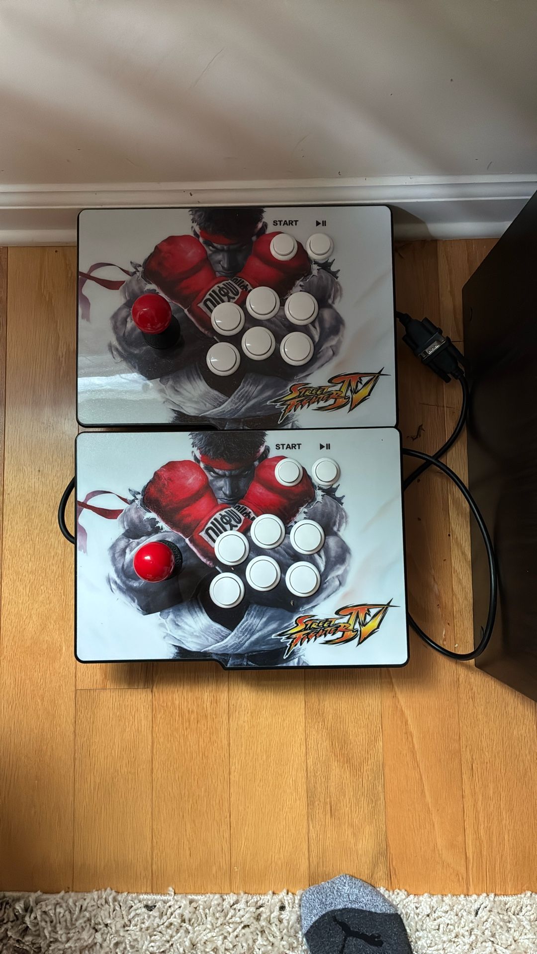 Street Fighter IV Arcade Fight Sticks (Pair) - Excellent Condition!