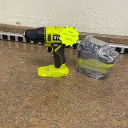 10035 Ryobi Cordless Drill/Driver 40015