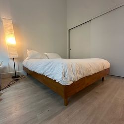 Queen Wooden mid century bed frame - Lamp Included