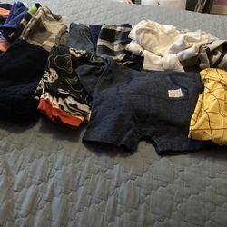 Ropa De Nino Size 24 Meses En Buenas Condiciones