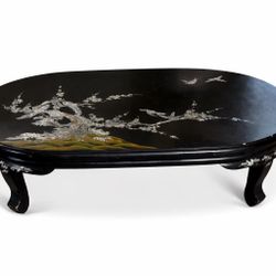 Vintage Chinese Black Lacquer Oval Coffee Table – Mother of Pearl Inlay