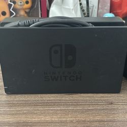 Nintendo Switch 1st Gen (trade/buy)