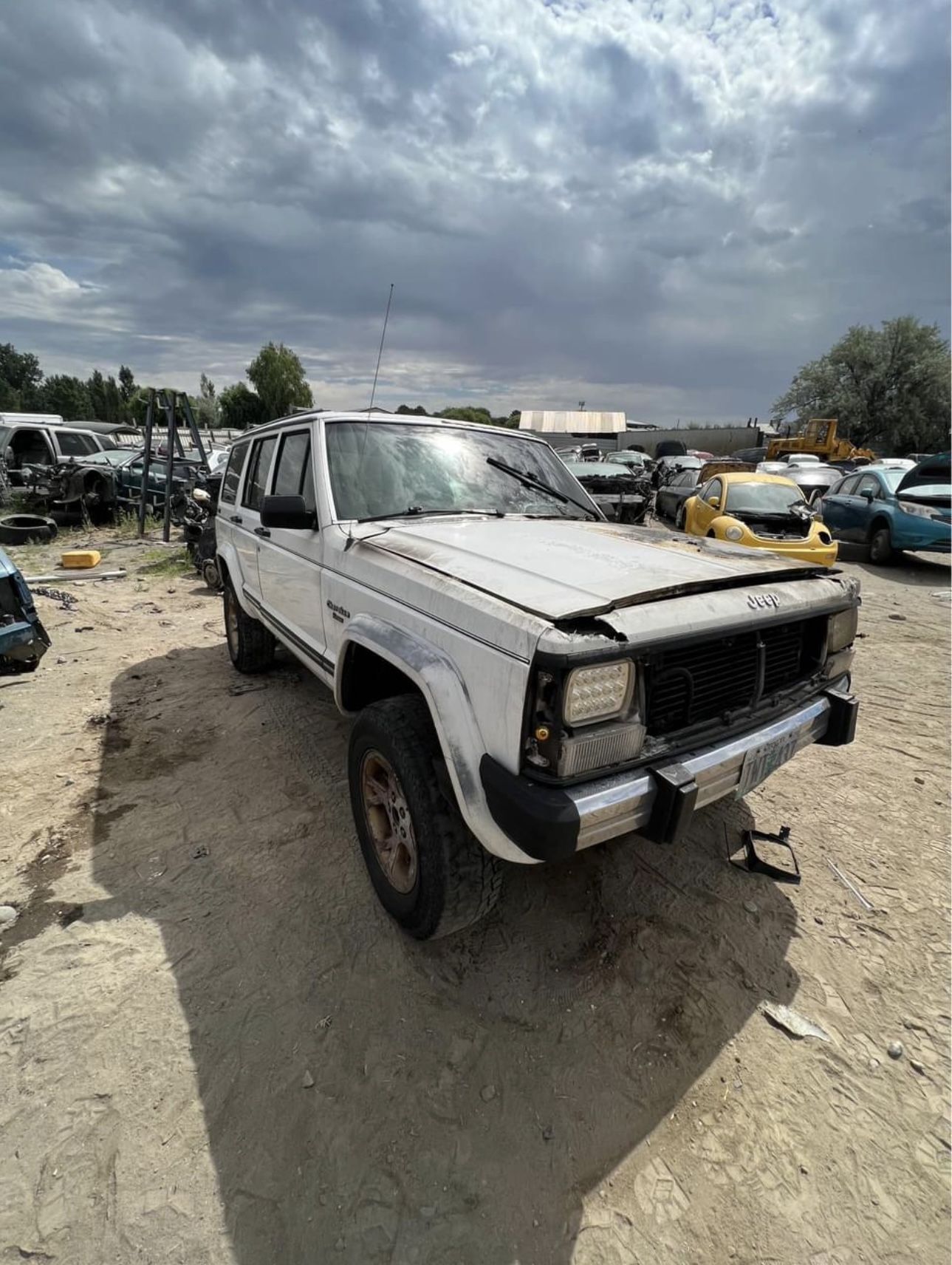 1989 JEEP CHEROKEE🚙FULL PART OUT!!
