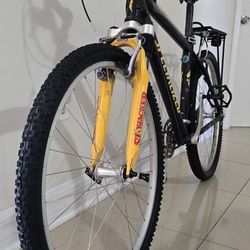 Bicicleta Mountain Bike Specialized Rock Hopper Aro 26