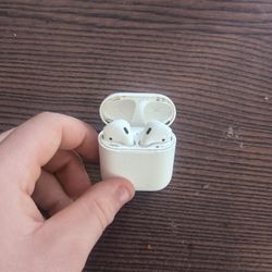 AirPods 