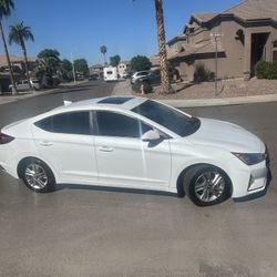 2020 Hyundai Elantra