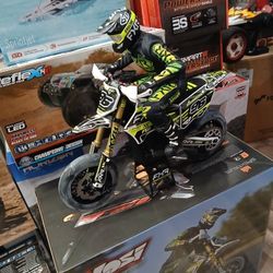 Losi Pro Moto SM RC Supermoto Motorcycle New In A Box