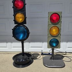 (2) Vintage traffic lights