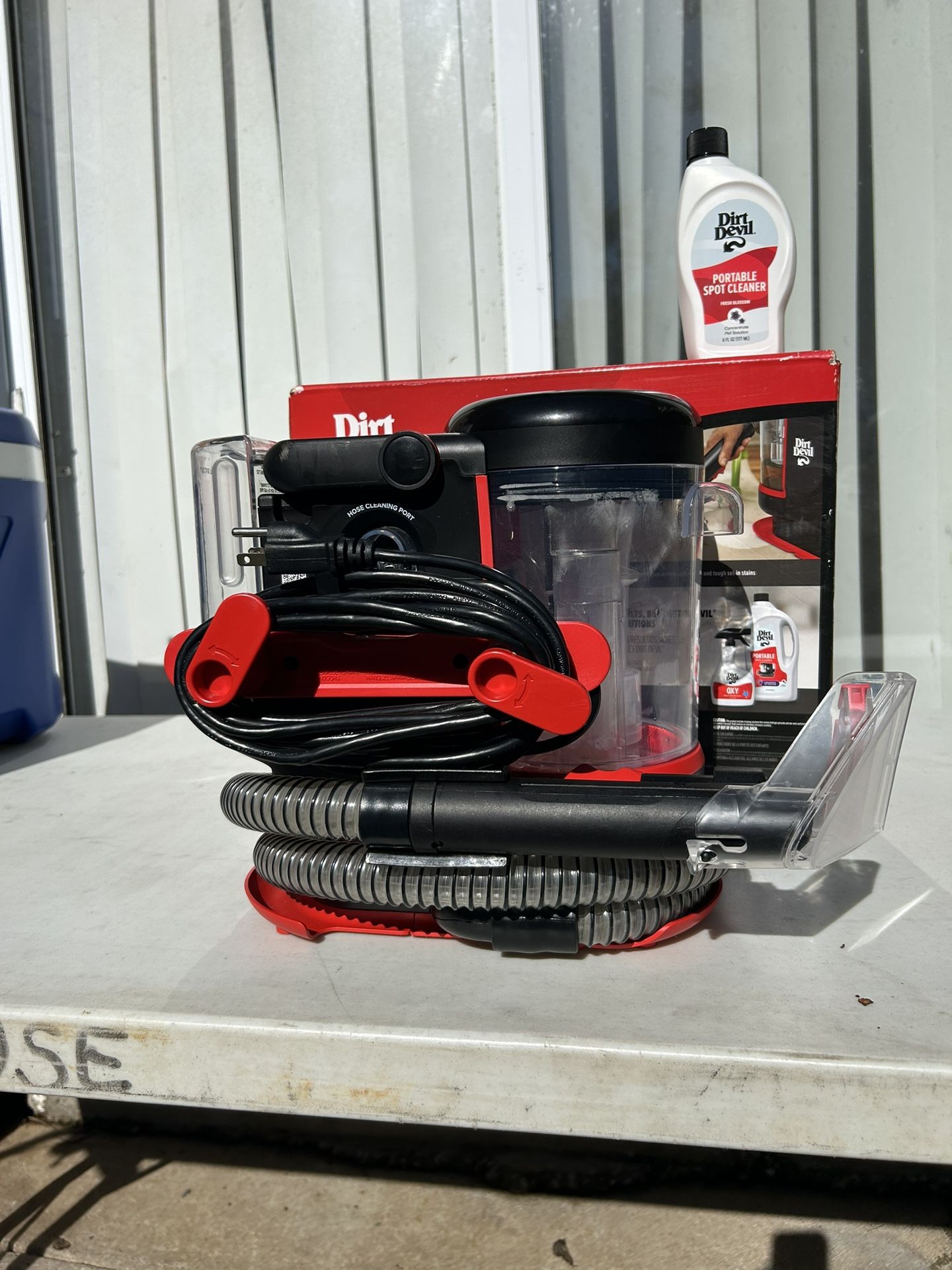 Dirt Devil Vacuum