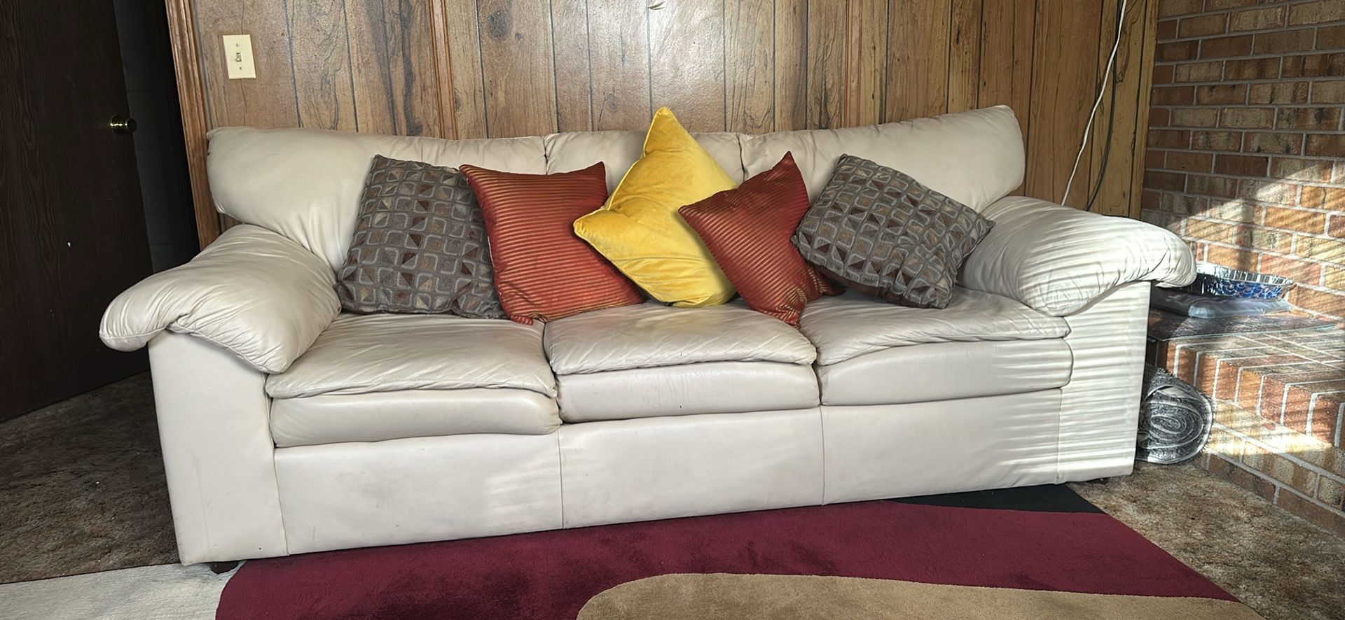Beautiful Leather Sofa Couch Set