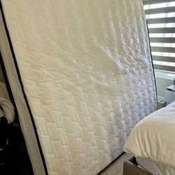 Free- Mattress King Size 