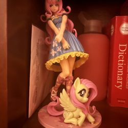 My little pony Fluttershy anime and pony figure
