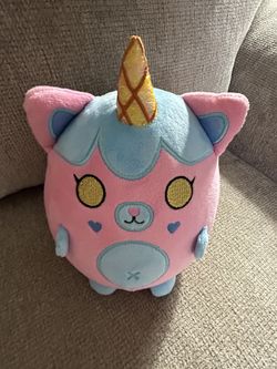 Krew District Rainbow Mini Squishie
